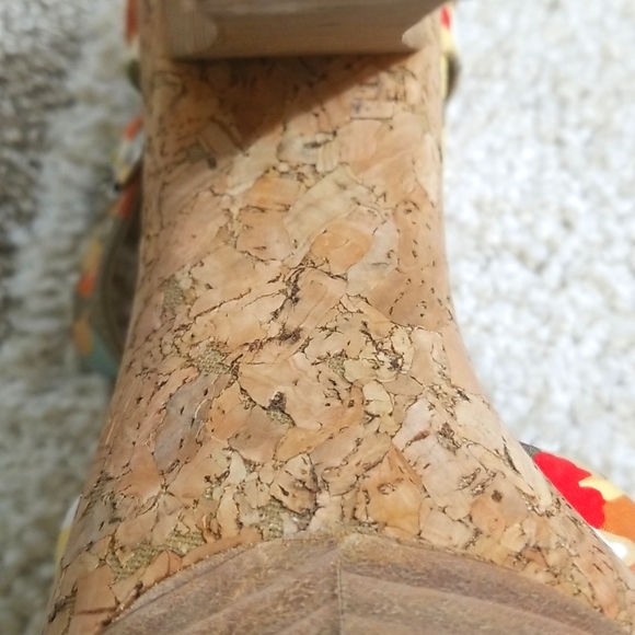 Gianni Bini floral cork style stiletto 6.5 - Picture 6 of 12